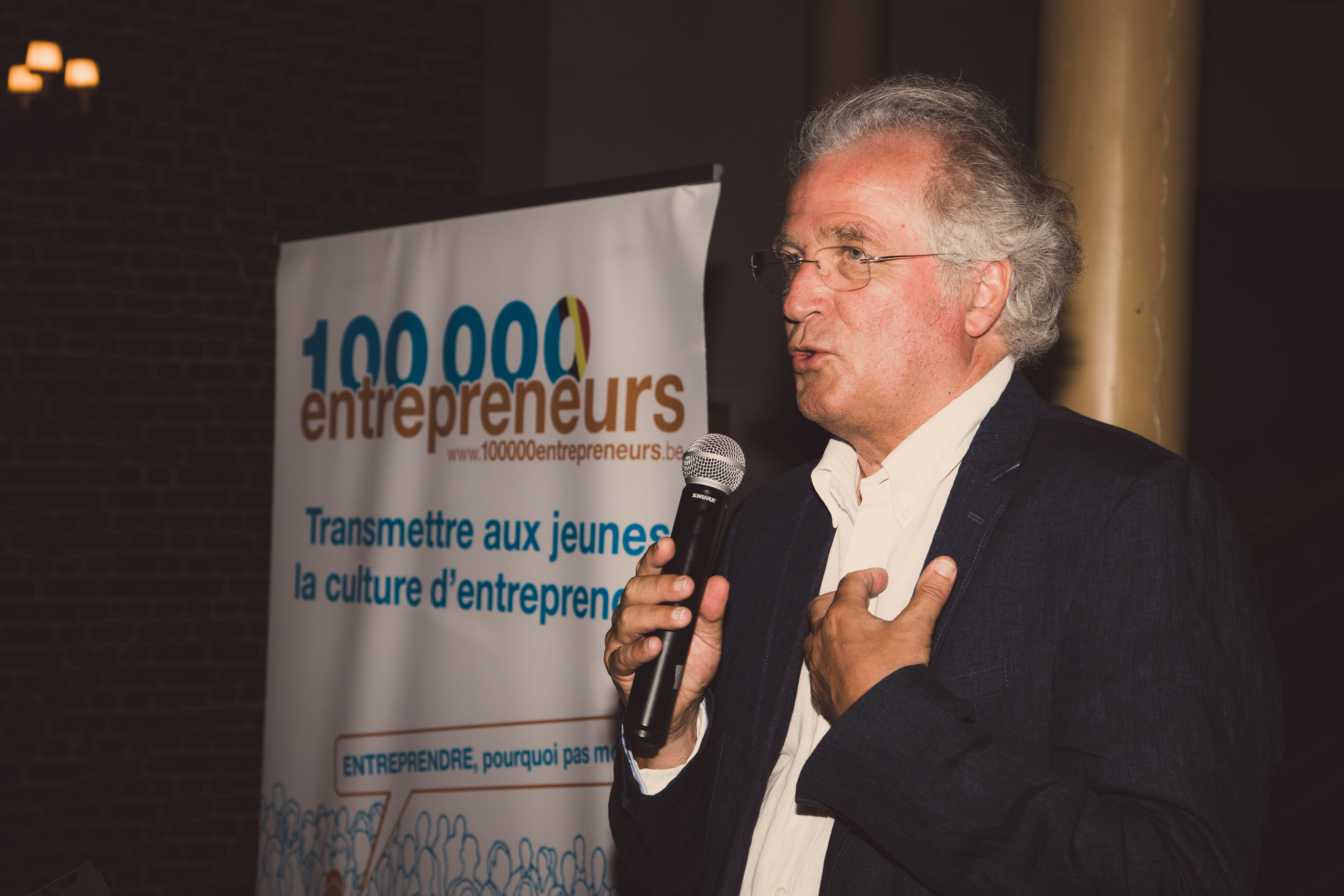 100 000 entrepreneurs Belgique - Transmettre aux jeunes la culture